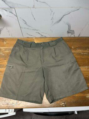 🤎 Men’s IZOD Shorts – Size 38 US – Beige – $15 🤎